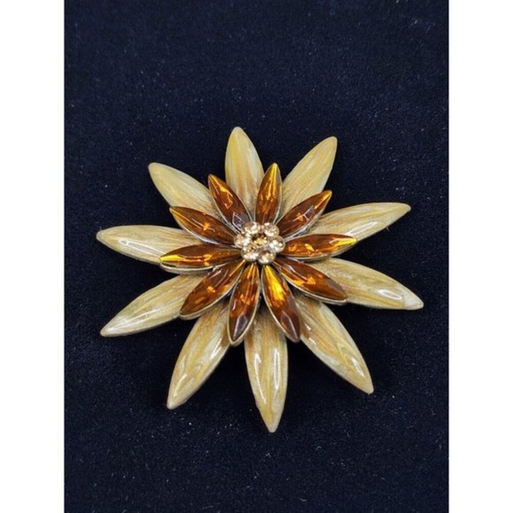 Vintage Lily Brooch Enamel Flower Brown Stone shiney Tone‎